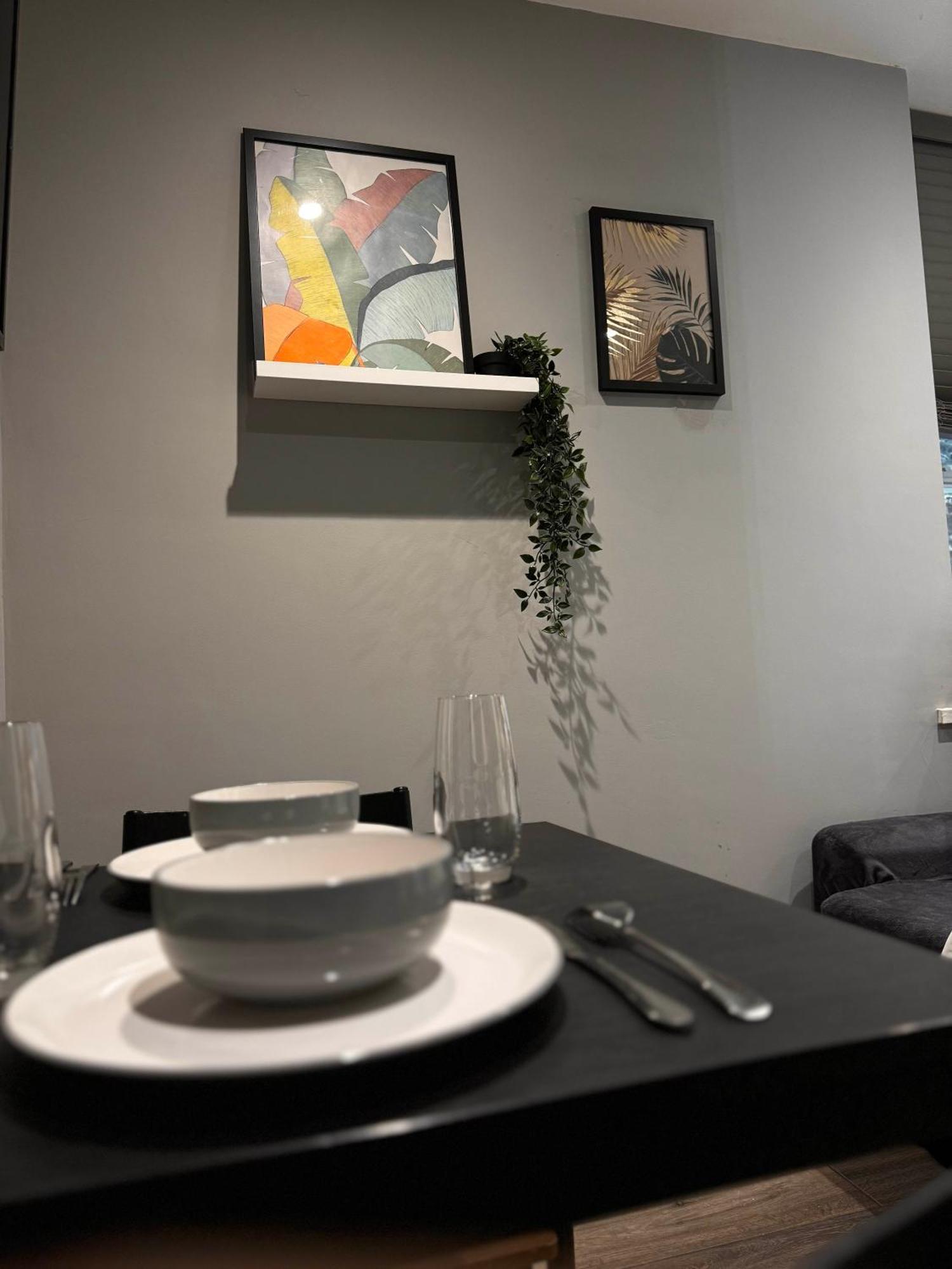 Beautiful Brighton Apartment, 5Min Walk To Beach Exterior photo